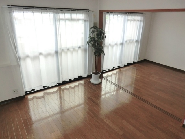 居室・リビング　南向きで日当たり良好なお部屋です♪