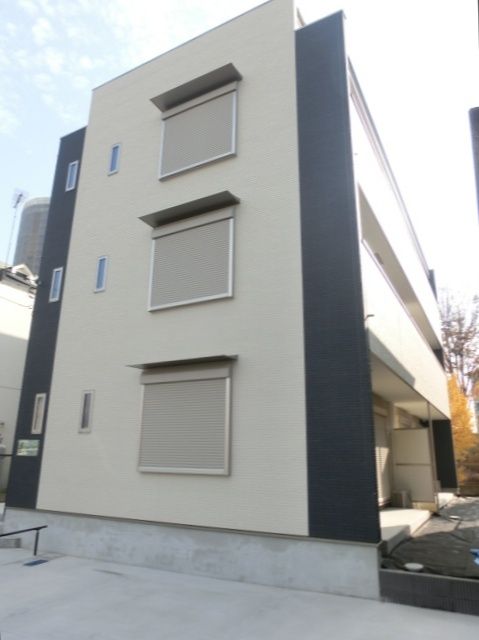 建物外観　2018年12月築のアパートです。