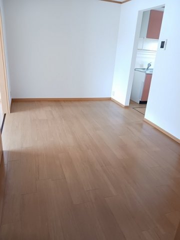 セポージャ徳永II番館の居間写真