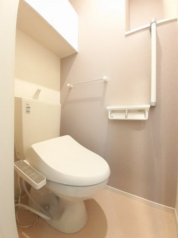 トイレ　コンパクトで使いやすいトイレです