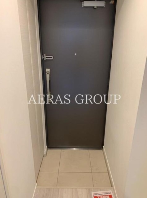 玄関　別部屋同仕様タイプ