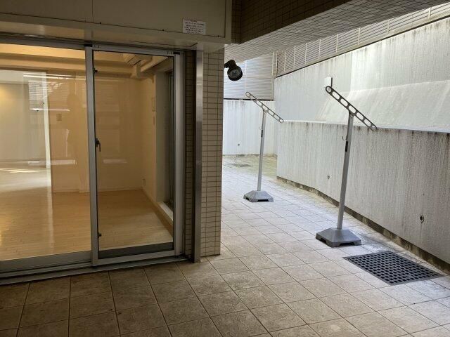 バルコニー　開放的で明るい空間を演出してくれるバルコニーです