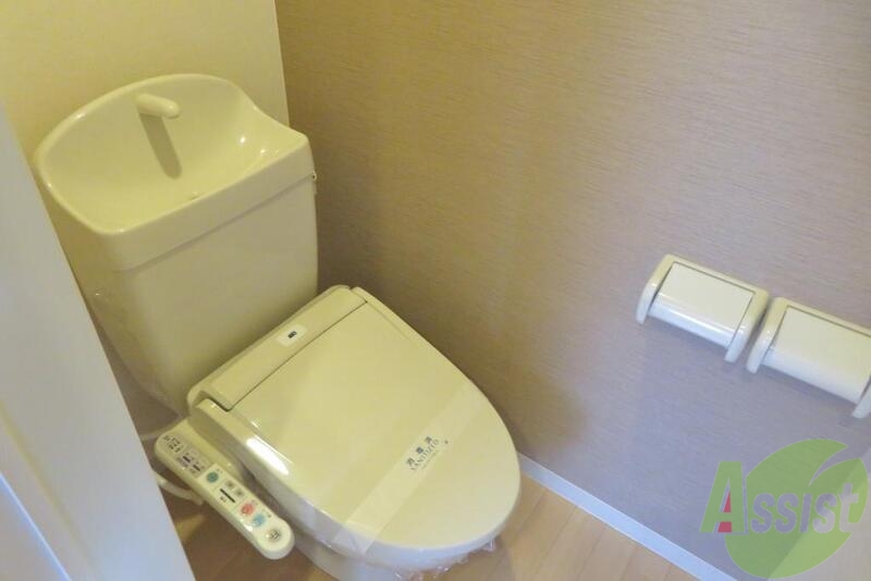 トイレ　トイレにはウォシュレットが付いているので良いですね。