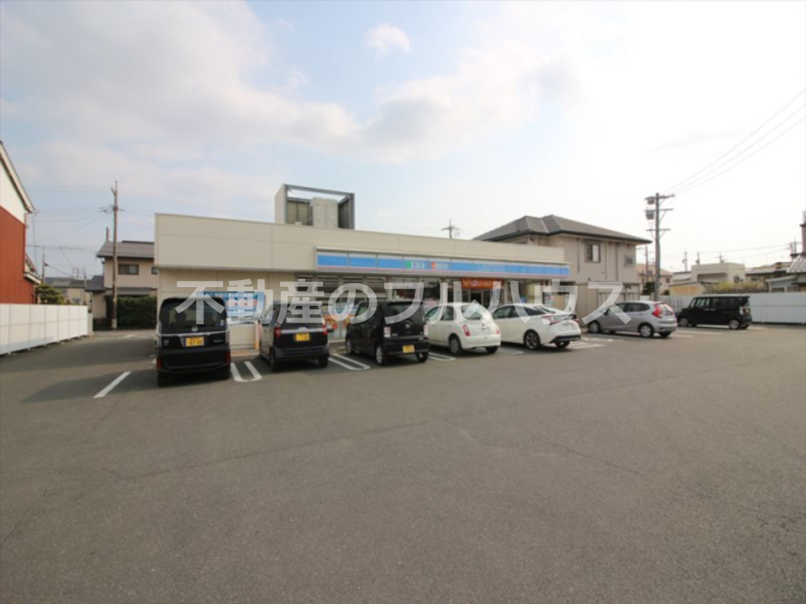 コンビニ　ローソン 豊川新桜町店（コンビニ）まで1214m