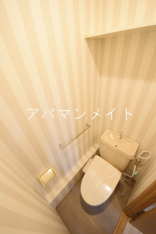 トイレ　清潔感のあるトイレです