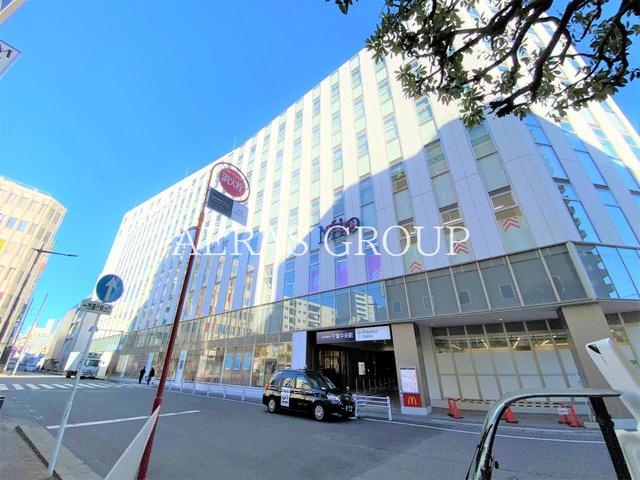 スーパー　リブレ京成 千葉中央店（スーパー）まで527m
