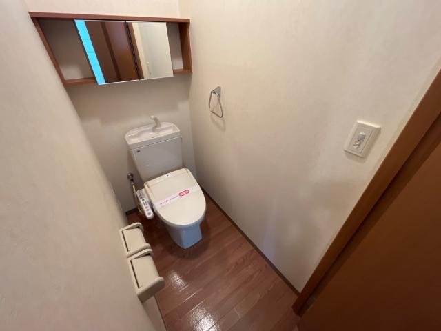 トイレ　シャワー付トイレ
