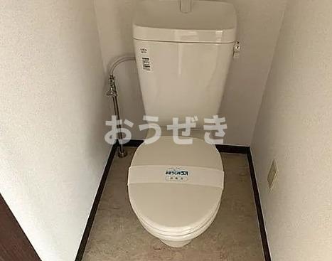 トイレ　※同仕様参考写真