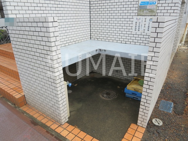 その他共有部分　敷地内ゴミ置き場。