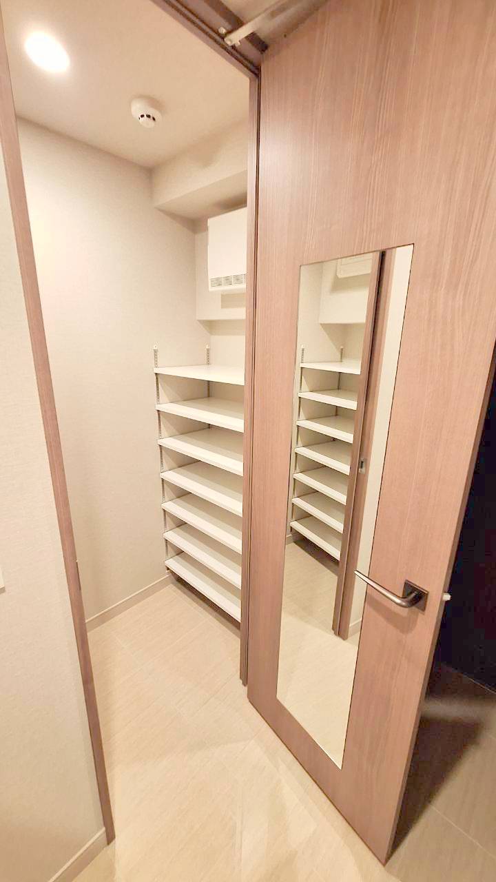 収納　※同物件別部屋参考写真です