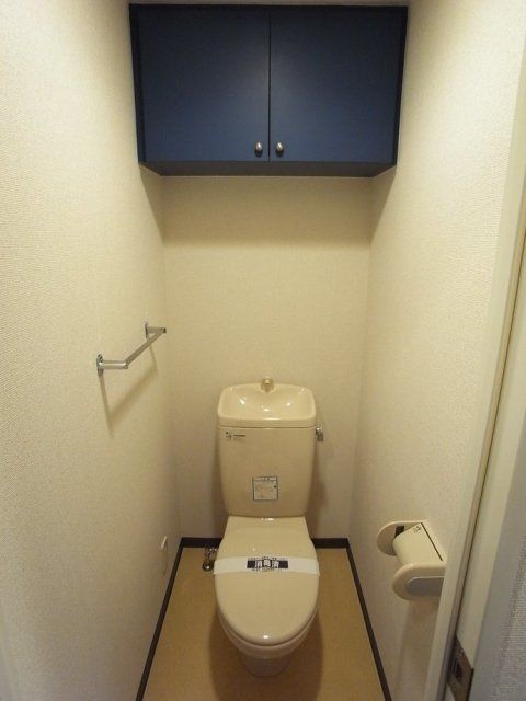 トイレ　別号室参考写真