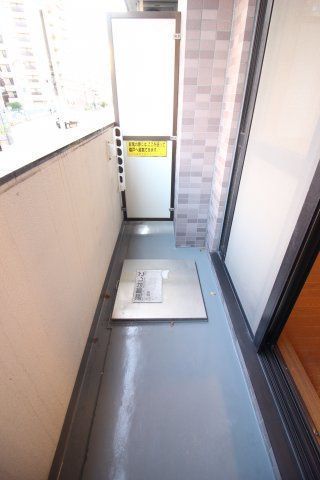 バルコニー　（別タイプ参考写真）パークウェル池袋　豊島区上池袋２
