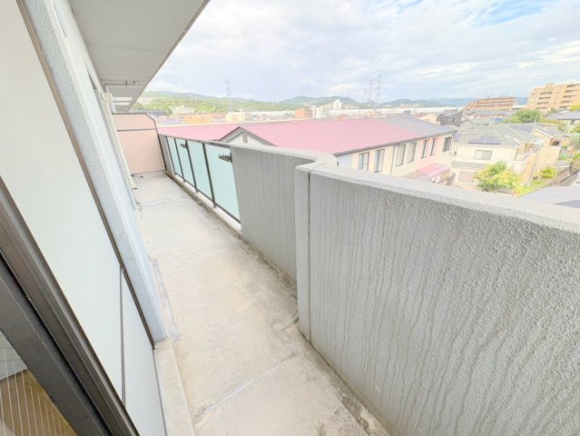 バルコニー　※同建物の類似写真となります。