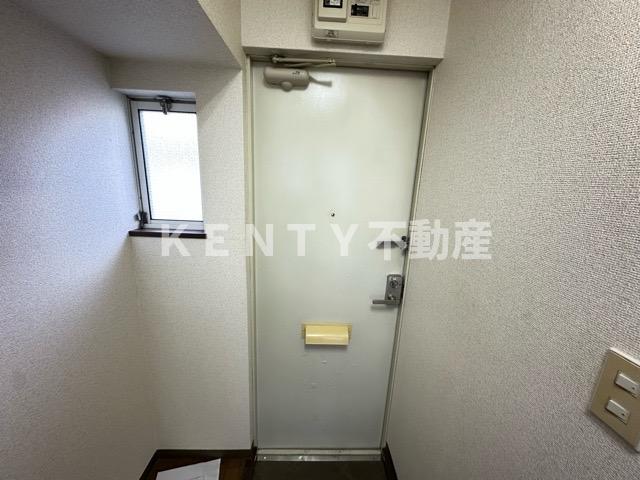 玄関　シンプルで使いやすい玄関です