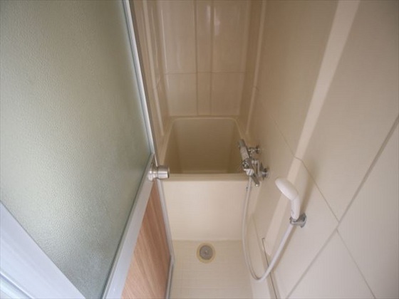 バス・シャワールーム　※別部屋の写真です