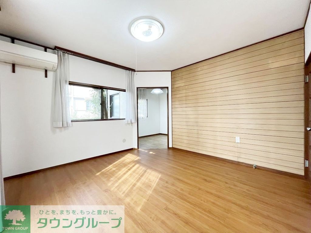 小山町戸建の居間写真
