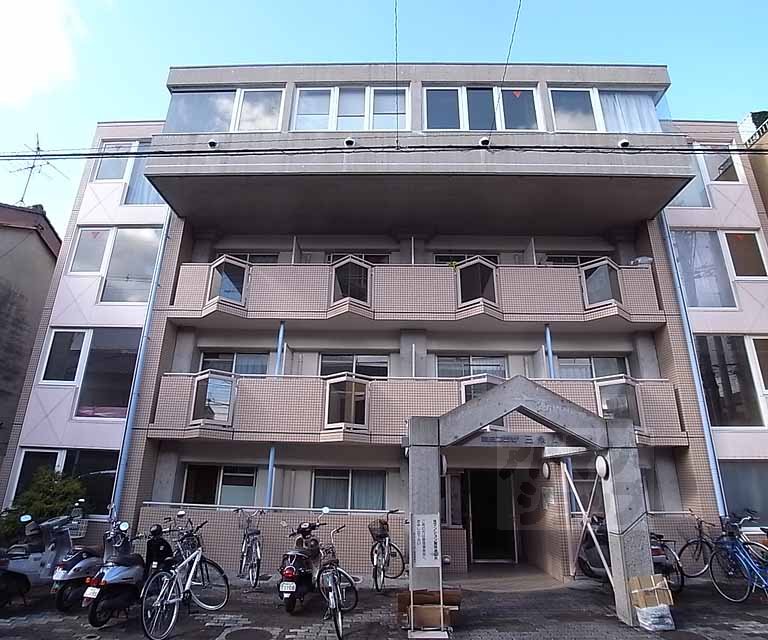 朝日プラザ三条口の外観写真