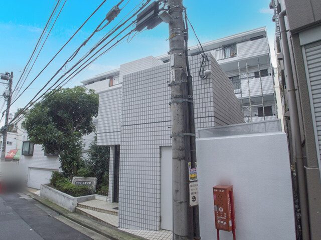 ルミエール東中野の外観写真