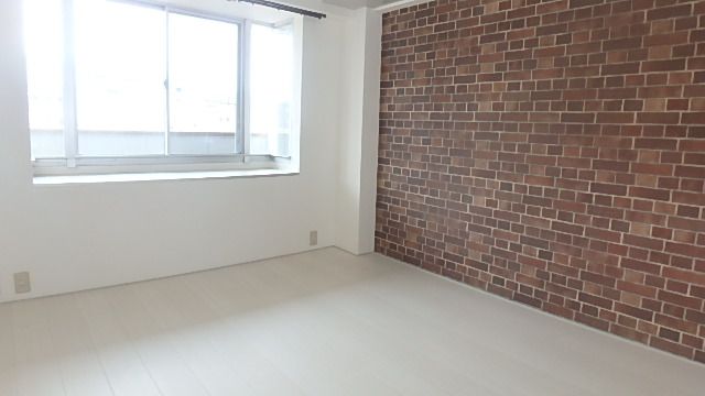 地下鉄千日前線 野田阪神駅 徒歩9分 6階建 築42年の内装写真