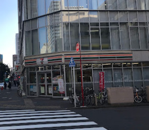 コンビニ　セブンイレブン 名古屋錦1丁目店（コンビニ）まで372m