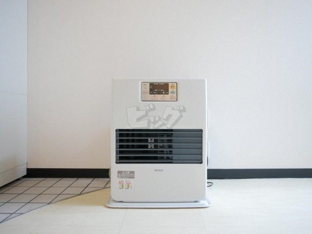 その他設備　経済的で暖かい灯油ストーブ完備しています♪