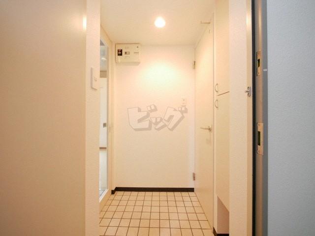 玄関　広々とした玄関です♪
