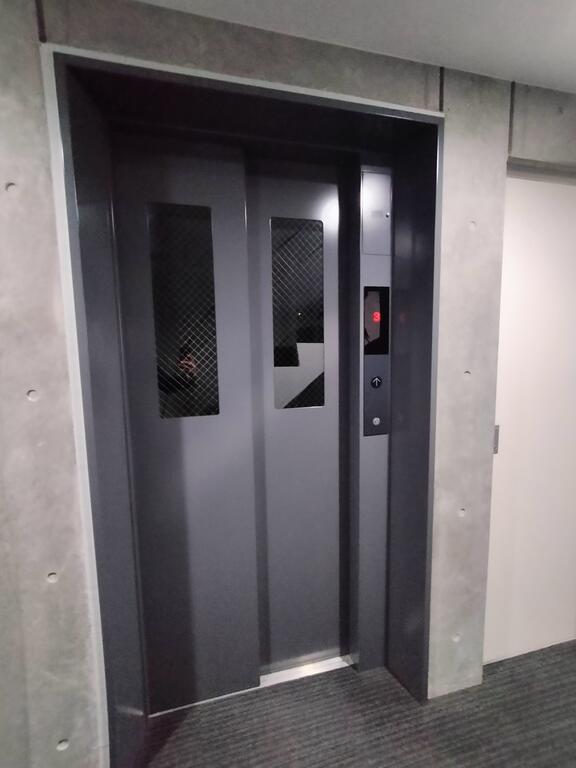 その他　嬉しいエレベーター付き！