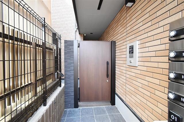東京メトロ有楽町線 千川駅 徒歩9分 3階建 築8年の外観写真