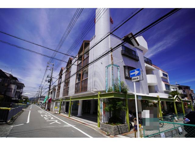 阪急京都線 富田駅 徒歩18分 3階建 築38年の外観写真