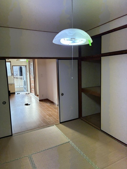 寿マンションの居間写真