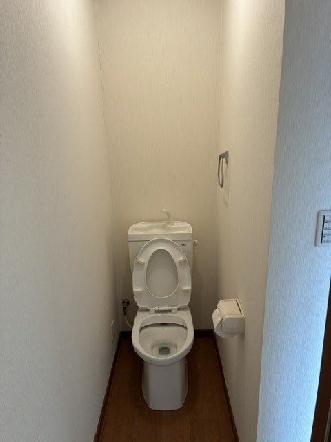 寿マンションのトイレ写真