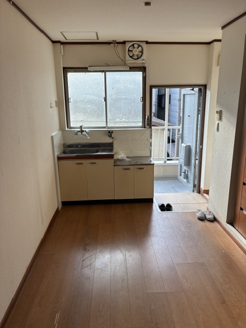 寿マンションの居間写真