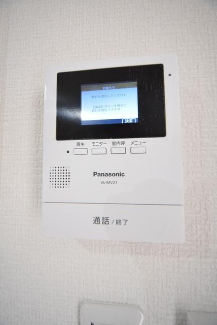 その他設備　来訪者は室内のモニターでチェックできます