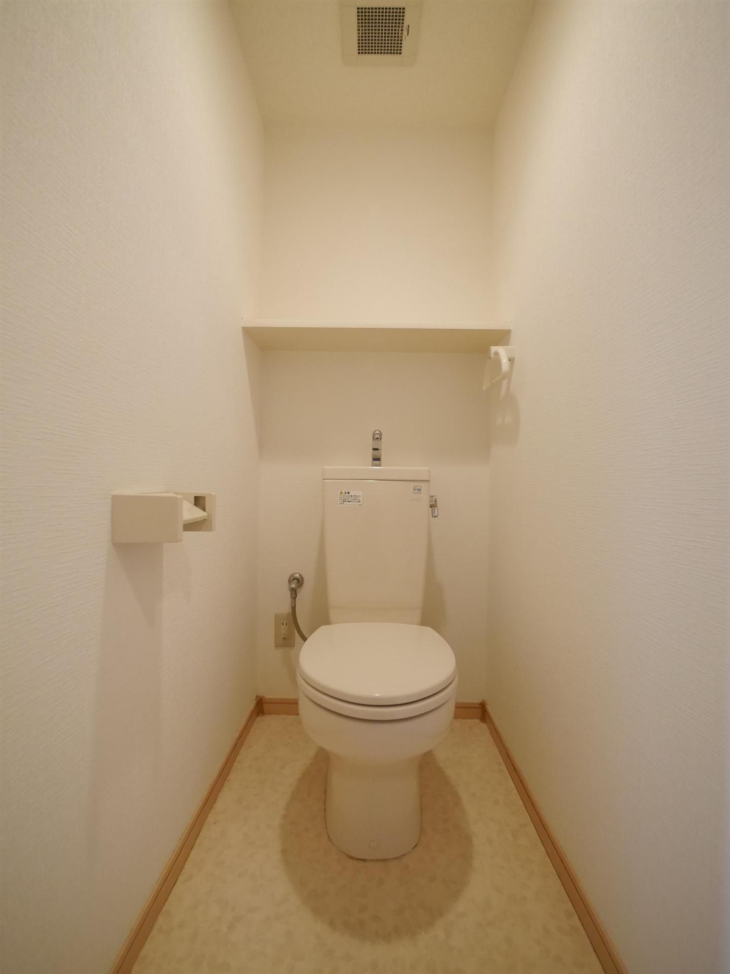 トイレ　※同仕様写真