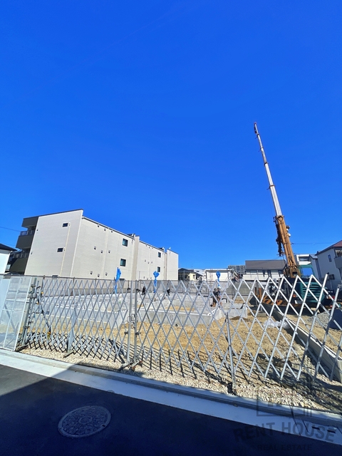 建物外観　外観（建設中）