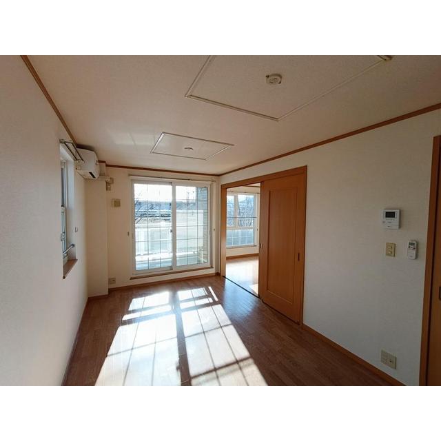 グランデュールAの居間写真