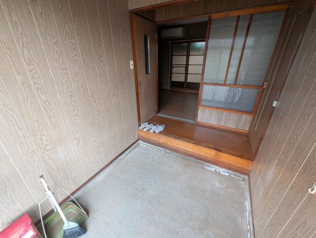 栄町ハウスの玄関写真