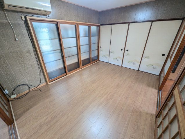 栄町ハウスの居間写真