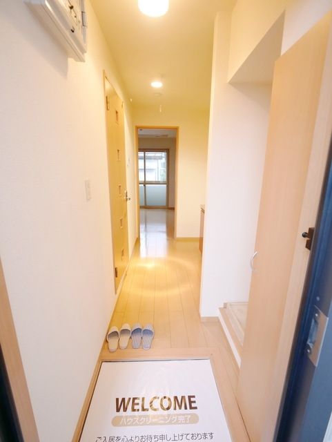 玄関　★お部屋探しは株式会社タウンハウジング東京まで★