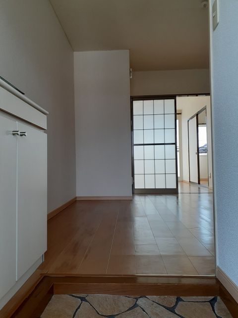 グリーンビラ向山の玄関写真