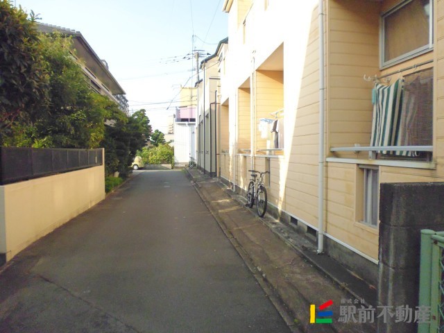 エントランス　前面道路