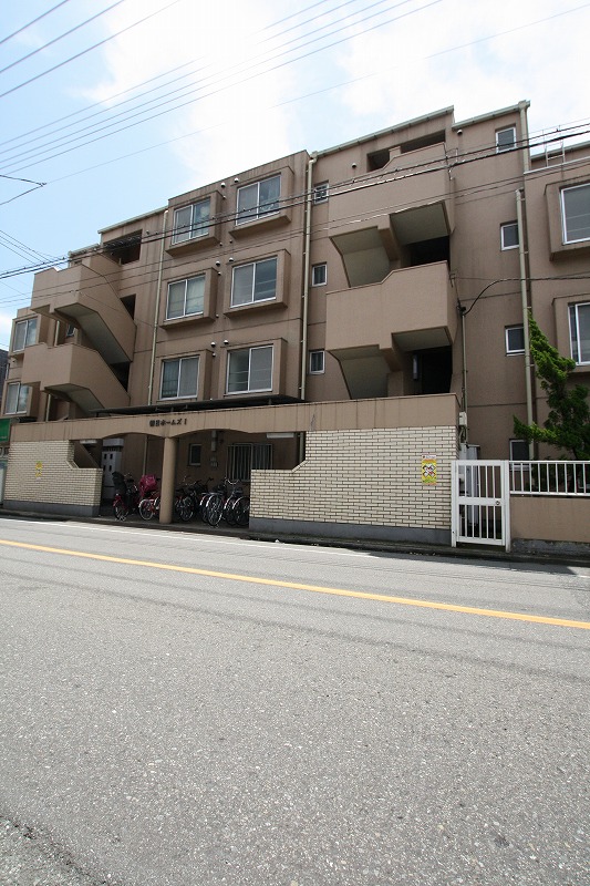 京急本線 梅屋敷駅 徒歩16分 築39年