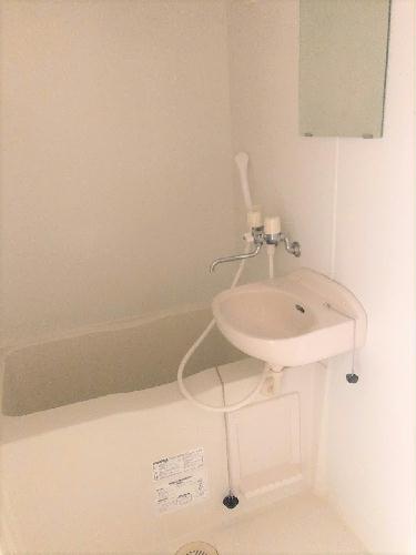 バス・シャワールーム　浴室乾燥機付き