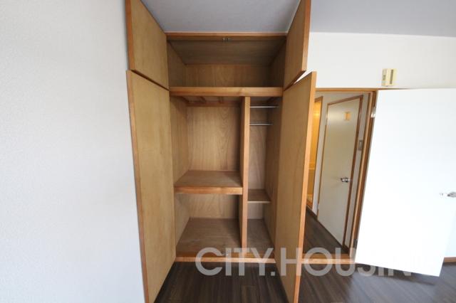 収納　※モデルルームで、家具は展示用です。