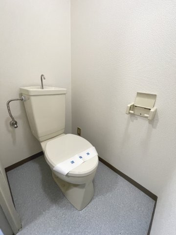 【メゾン クレストのトイレ】