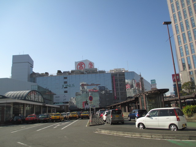 【THE YOKOHAMA　FRONT　TOWERのショッピングセンター】