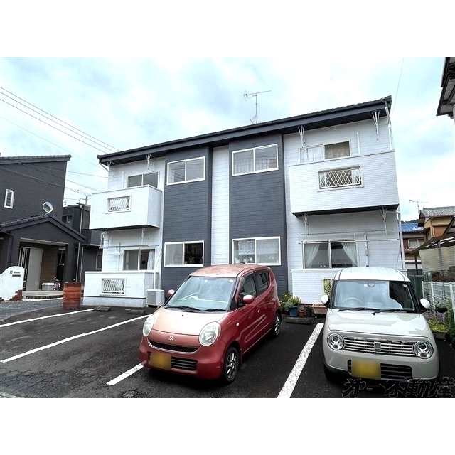 エントランス　建物外観