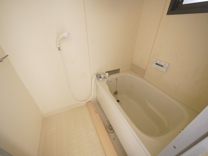 バス・シャワールーム　追焚き給湯