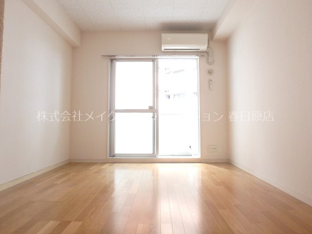 居室・リビング　写真は同型タイプ