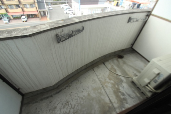 バルコニー　※別部屋の写真です